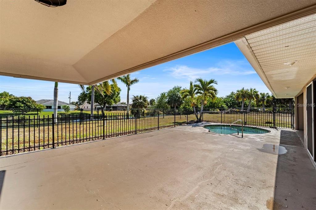 Photo - 3310 Middletown St