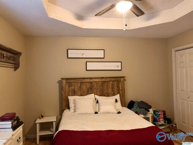 Photo - 348 Ariel Dr