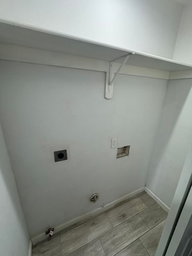 Photo - 1627 Virginia St Unit A