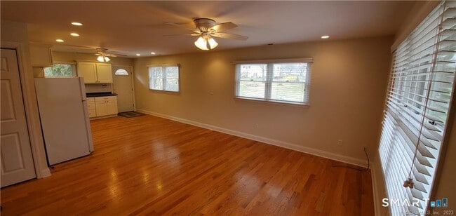 Photo - 107 Oakridge Rd