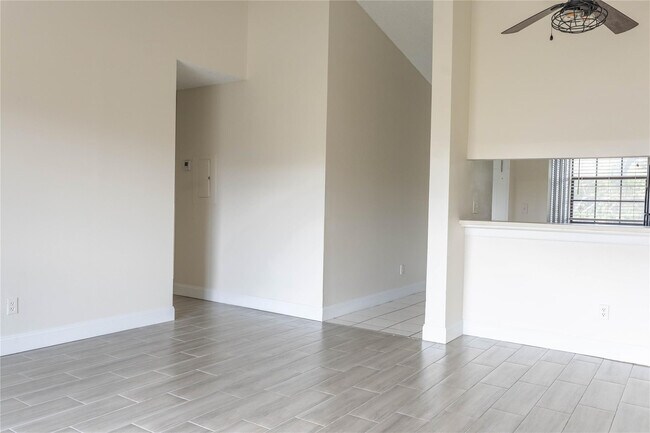 Photo - 11686 NW 39th St