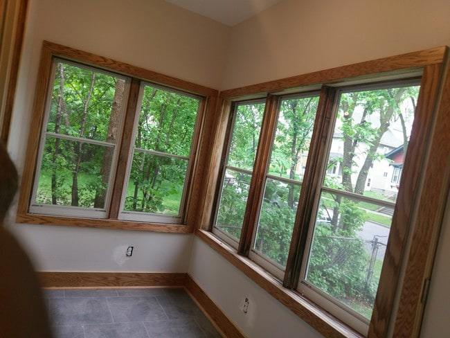 Photo - 889 Fuller Ave