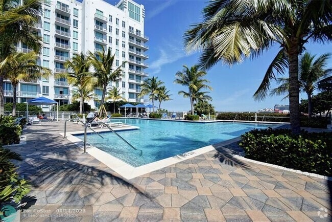 Building Photo - 300 S Australian Ave Unit 1519 Rental