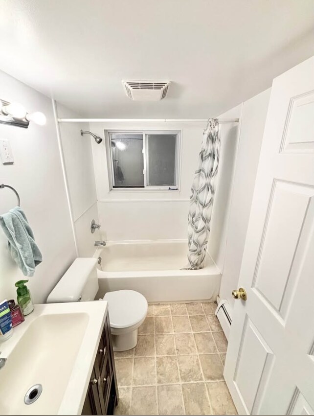 Photo - 1-Bedroom Loft Apartment for Rent – Available April 15th Unité F