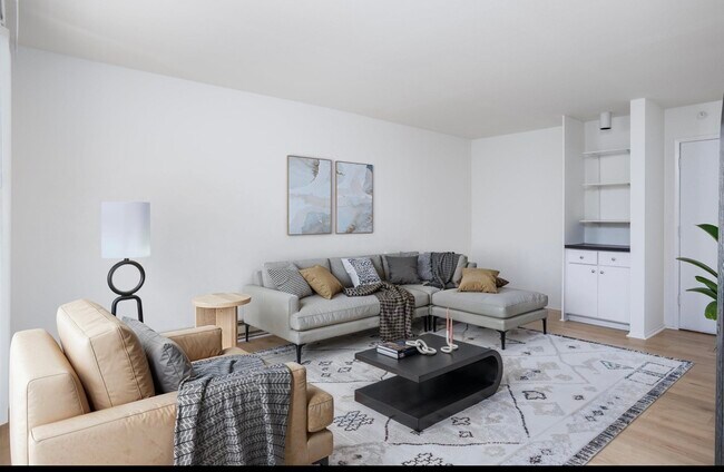 Photo - 4 Commodore Dr Unidad #229