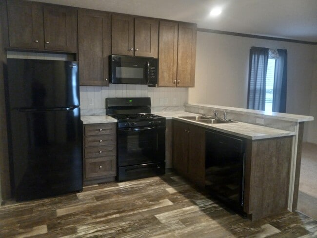 Building Photo - 285 Mulberry