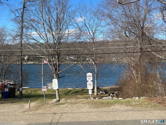 Photo - 332 Shore Dr