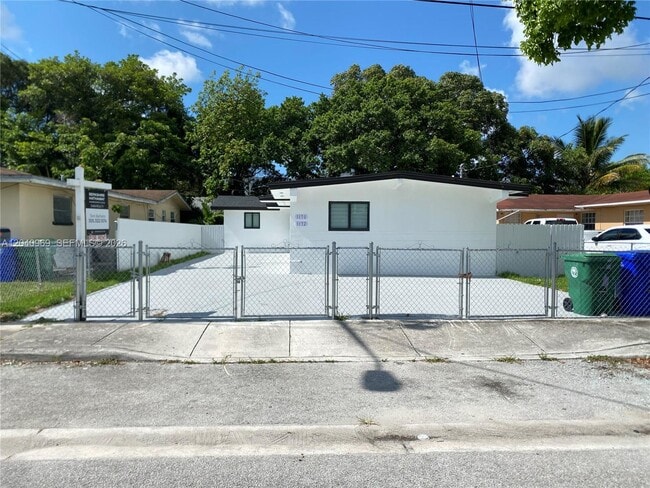 Photo - 1170 NW 25th St Unit 1170