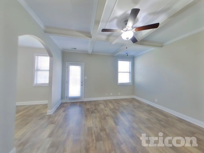 Photo - 1324 Black Oak Cir