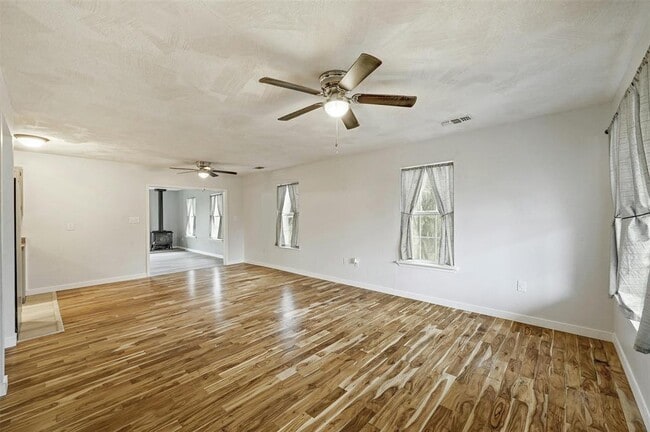 Photo - 122 Co Rd 343A