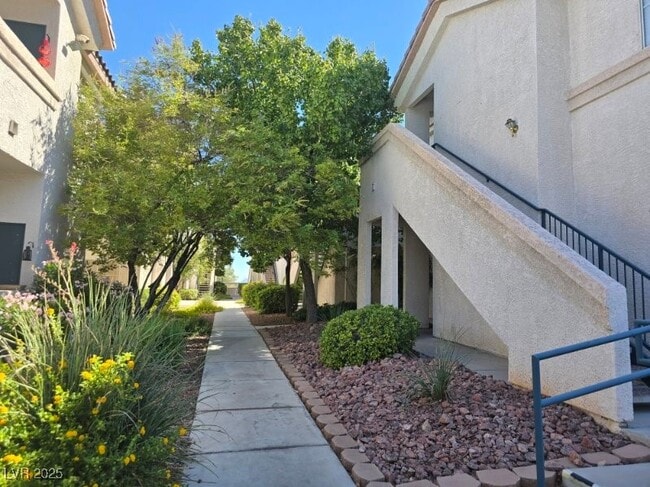 Photo - 2120 Calville St Unit 203