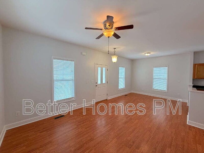 Photo - 701 E Martin St