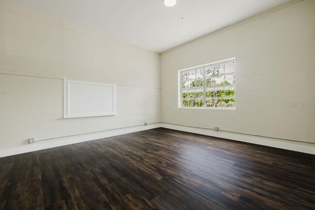 Photo - 306 W Wisconsin Ave Unit 209