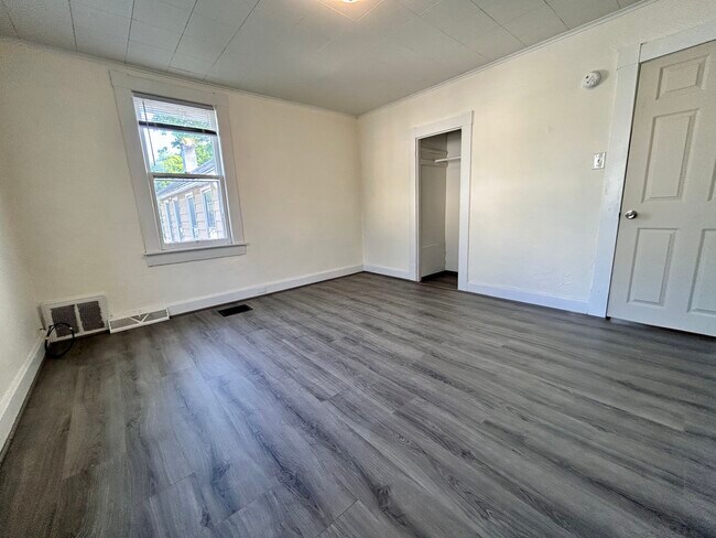 108 Karns Ave