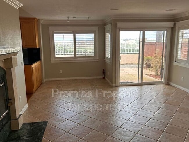 Photo - 3176 San Helena Dr