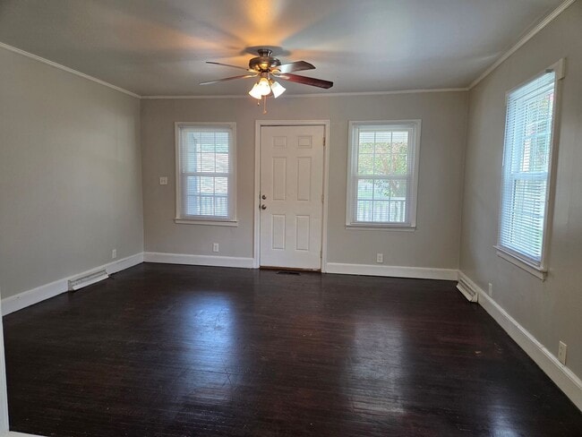 Photo - 1027 Holland Ave