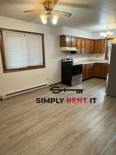 Photo - 2 Bedroom With Off-Street Parking in Nevada, IA