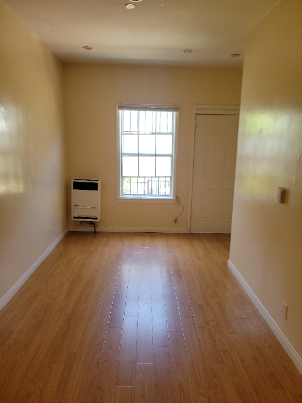 Building Photo - 230 Columbia Pl Rental