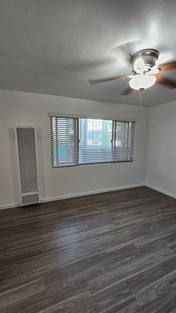 Redwood Terrace Apartments