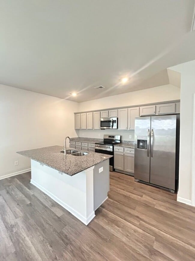 Photo - READY FOR YOU IN HARBISON GROVE