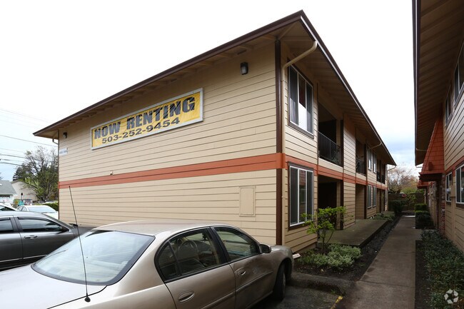 Photo - Greenview Village