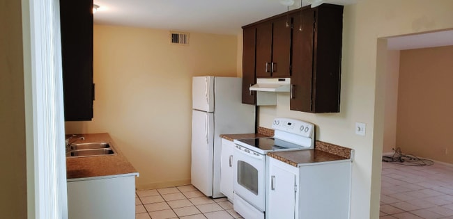 Photo - 3220 Michael Way