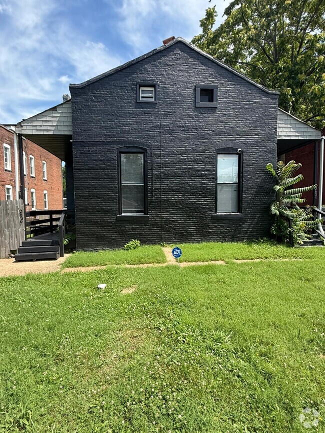 Building Photo - 2636 Arsenal St Rental