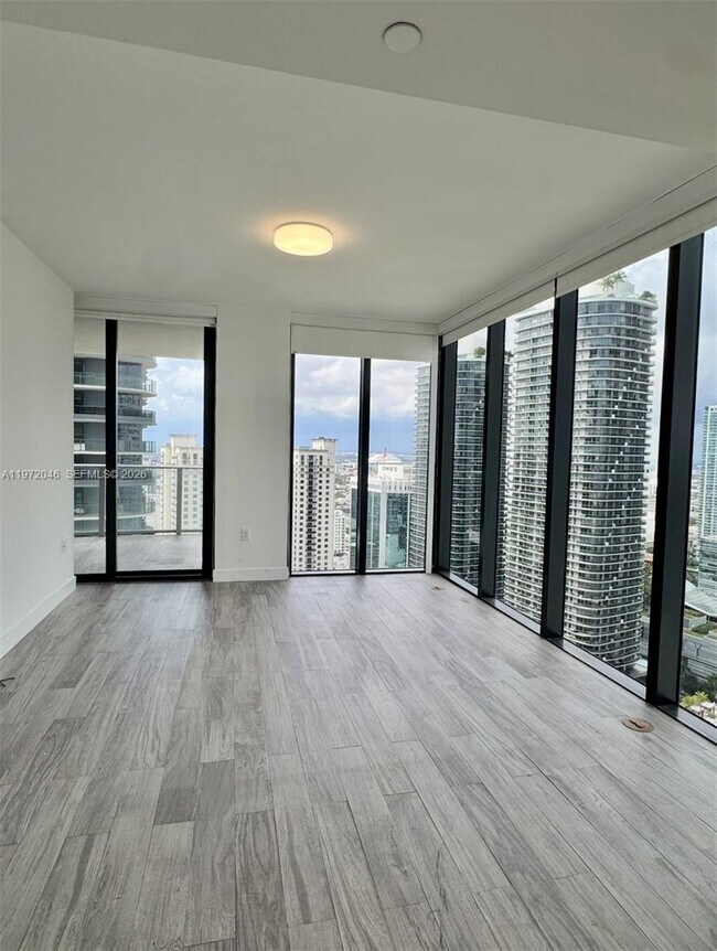 Photo - 1010 Brickell Ave Unit 3711