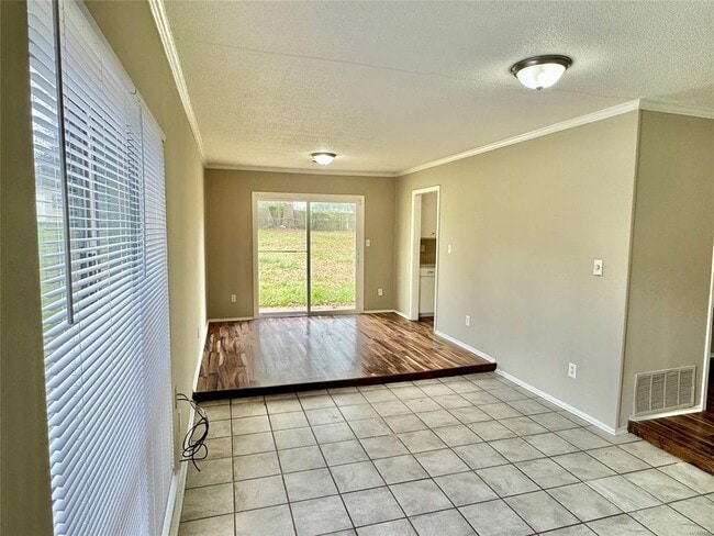 Photo - 523 Placid Dr