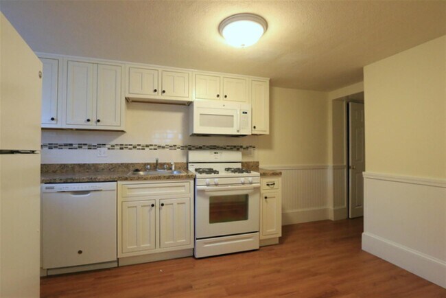 Photo - 2 Central St Unit 1