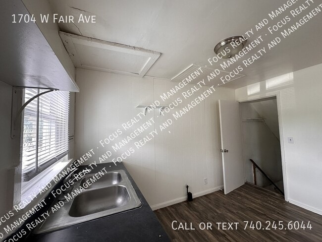 Photo - 1704 W Fair Ave