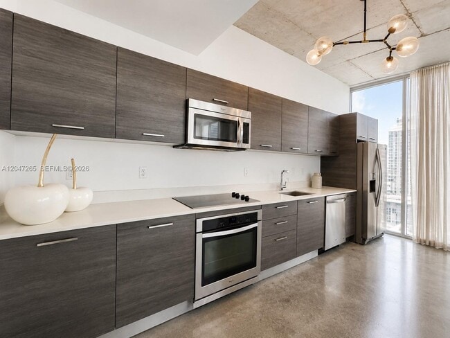 151 SE 1st St Unit 1602