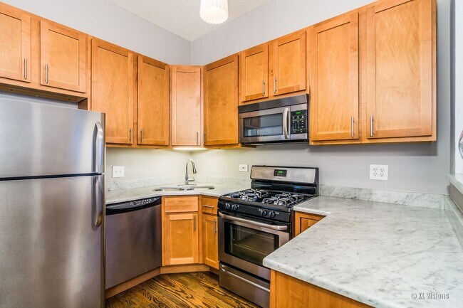 Photo - 205 E 50th St Unit 205-1