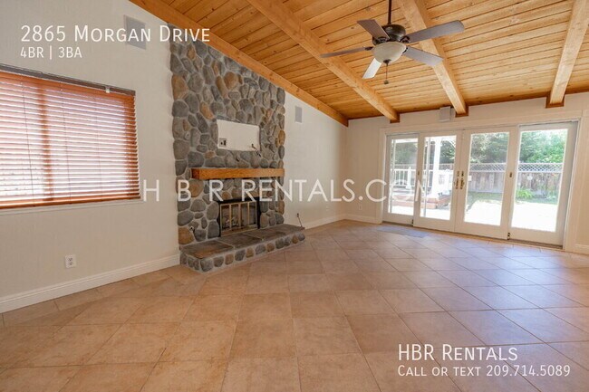 Photo - 2865 Morgan Dr