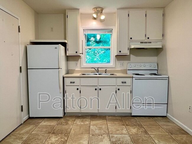 Photo - 121 Citadel Dr