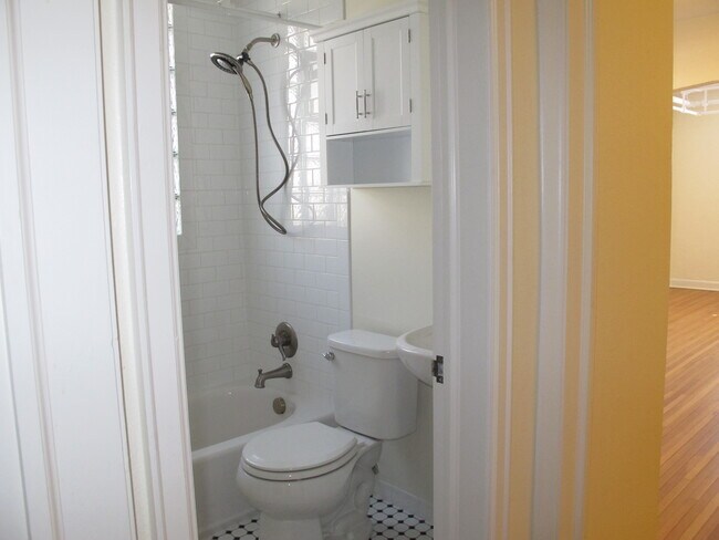 Photo - The Randolph Flats