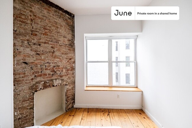 Photo - Room in Shared 6 bed/2 bath home Unit E