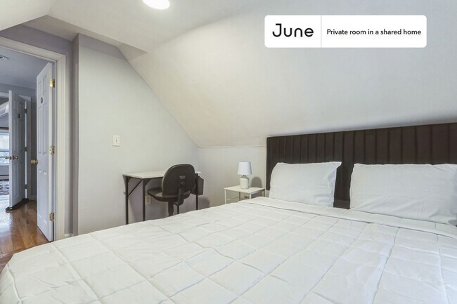 Photo - Room in Shared 5 bed/3 bath home Unit D