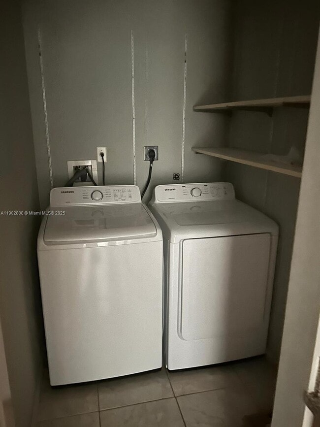 Photo - 2812 NW 55th Ave Unit 1D