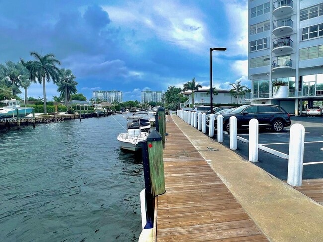 Photo - 11930 N Bayshore Dr Unit 1406