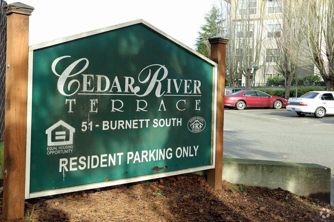 Photo - Cedar River Terrace