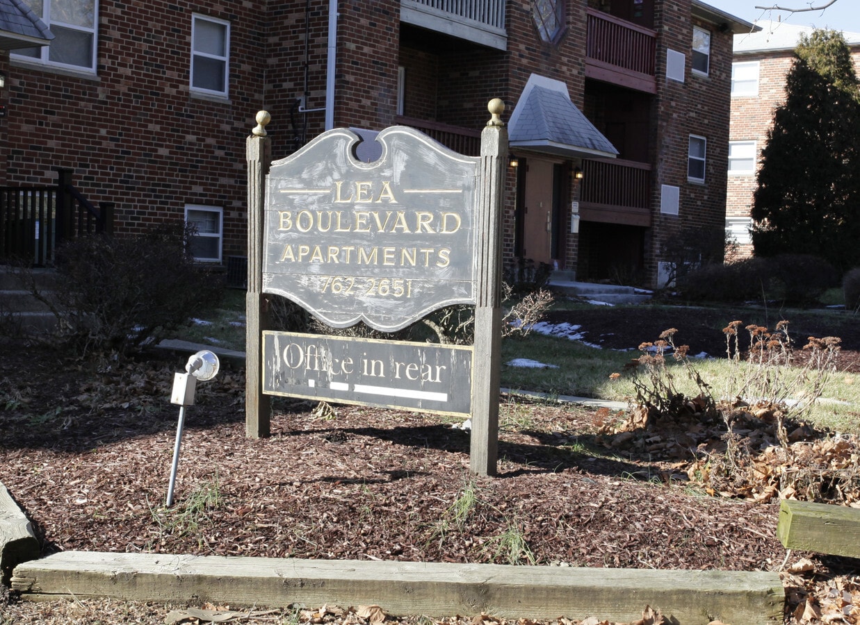 Lea Boulevard - Lea Boulevard