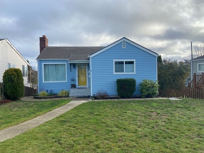 Building Photo - Giannakis Duplex Unit B Rental
