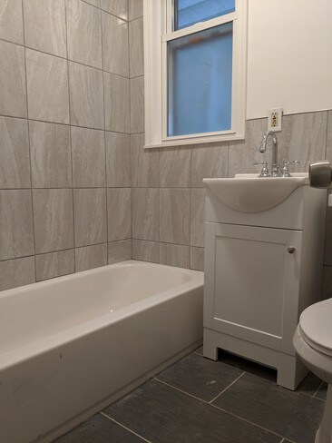 Photo - 42 Rutgers Ave Unidad 1A