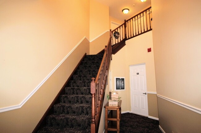 Photo - 249 Lynn Dr