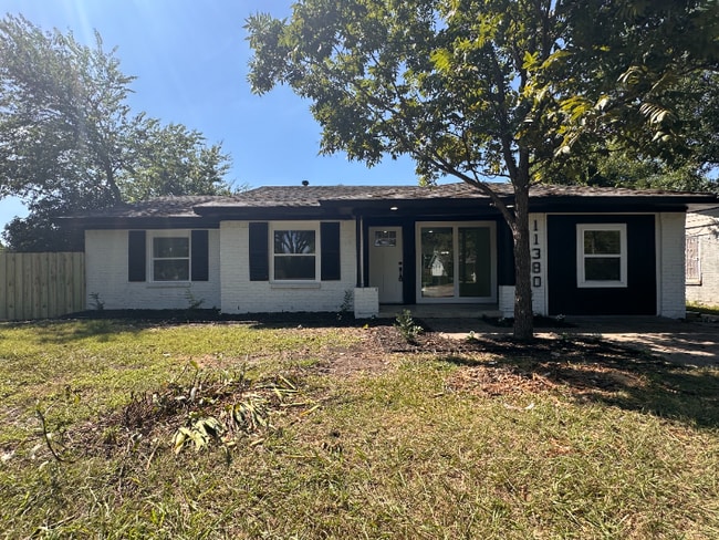Building Photo - 11380 Lanewood Cir Rental