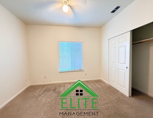 Photo - Beautiful and Spacious 4-Bedroom Home in P...