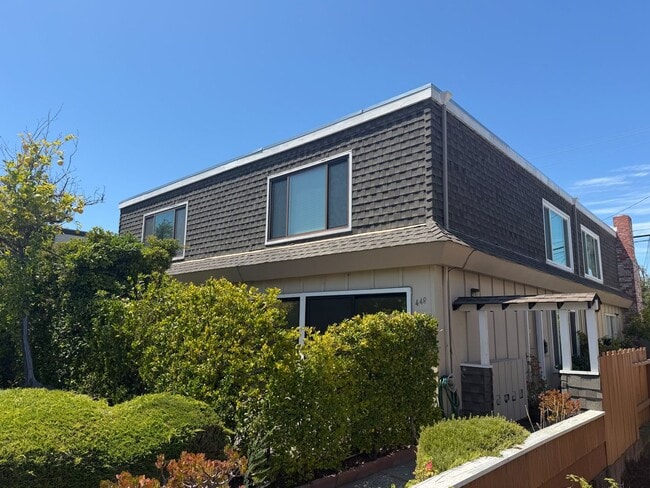 Building Photo - 448 Richmond Dr Unit 448 Richmond Dr #1
