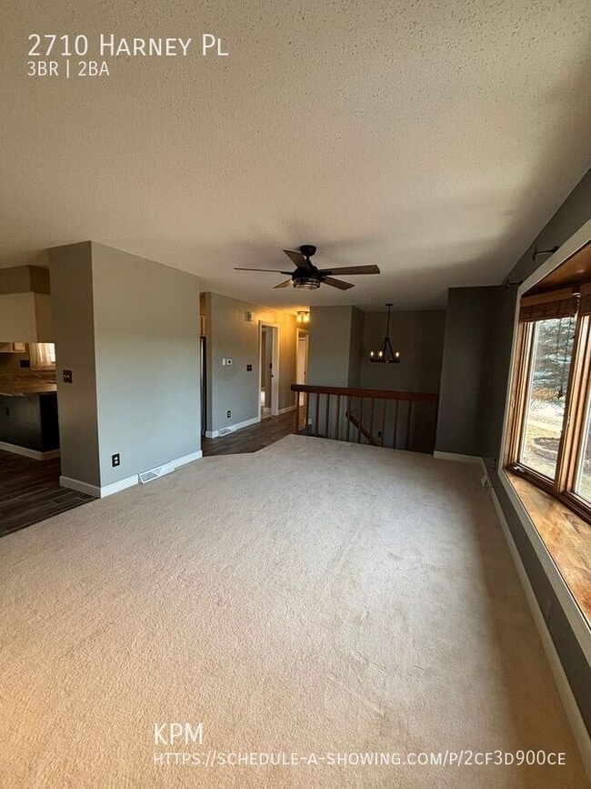 Photo - 2710 Harney Pl