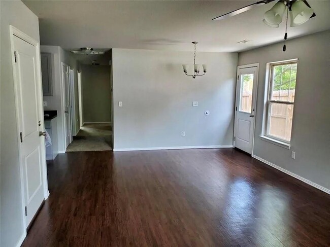 Photo - 1743 E Central St